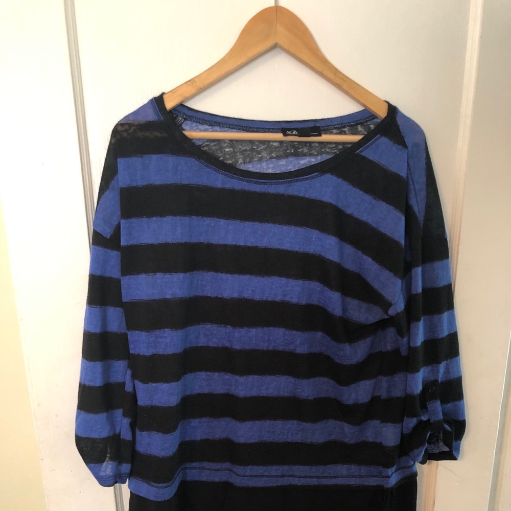 Black and blue long sleeve shirt